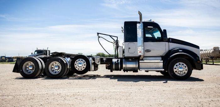 Used 2020 KENWORTH T880