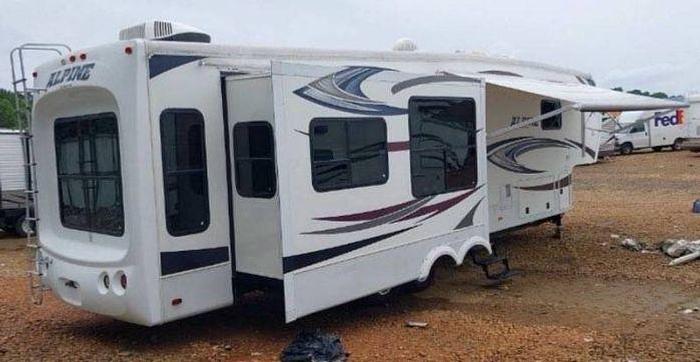 Used 2013 Keystone Alpine