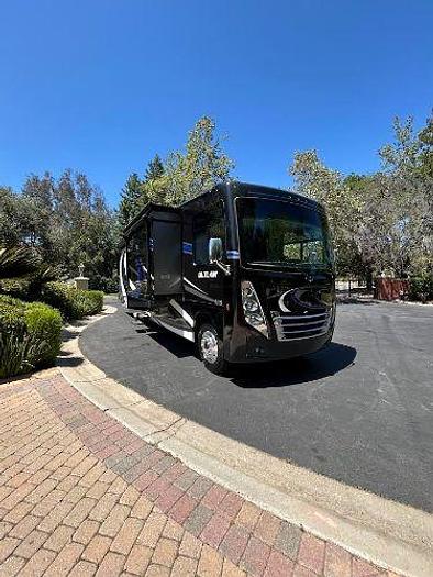 Used 2018 Thor Motor Coach Outlaw 37GP