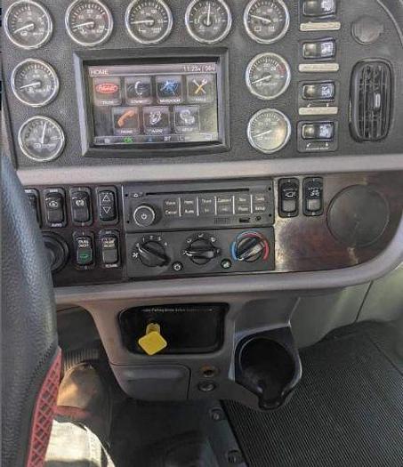 Used 2016 Peterbilt 389