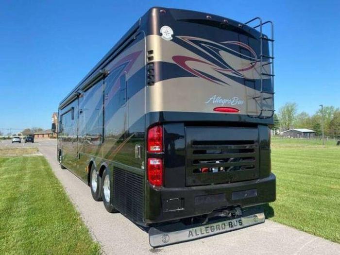 Used 2013 Tiffin Allegro Bus 43QGP