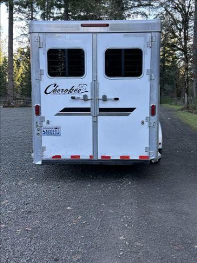 Used 2007 Cherokee Trailers Super Chief Horse Trailer with Living Quarters