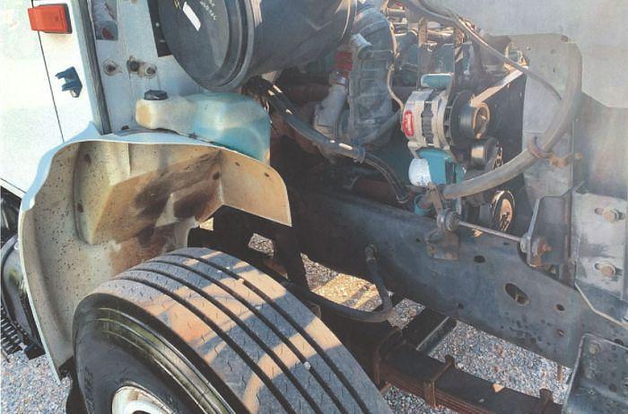 Used 1995 INTERNATIONAL 4900 Grain Truck