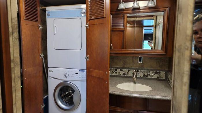 Used 2017 Newmar Ventana 3709