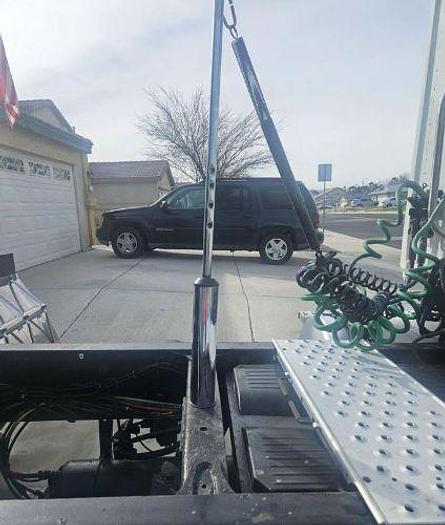 Used 2013 Freightliner Cascadia 125