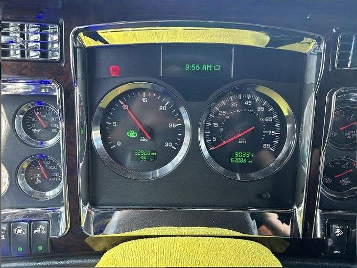 Used 2023 KENWORTH W900L