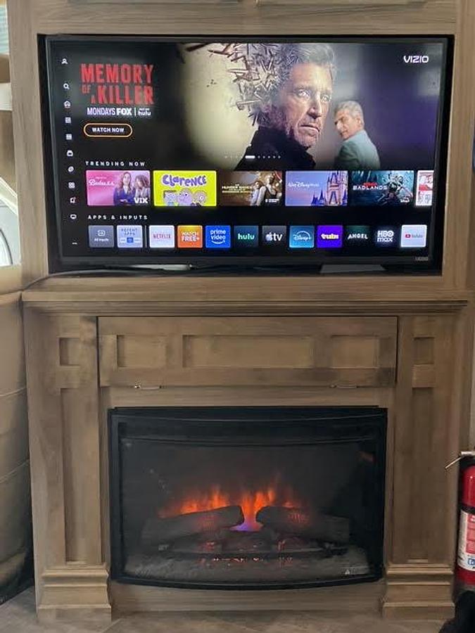 Used 2018 Jayco Seneca 37FS