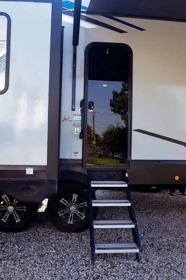 Used 2023 Forest River Arctic Wolf 3660 Fifth Wheel