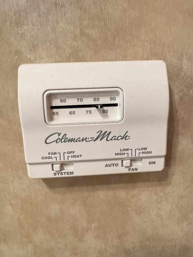 Used 2010 Jayco Eagle 320RLDS Travel Trailer