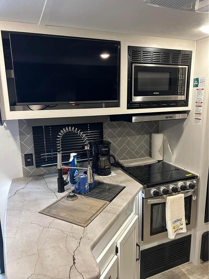 Used 2025 Palomino Puma 32RBFQ