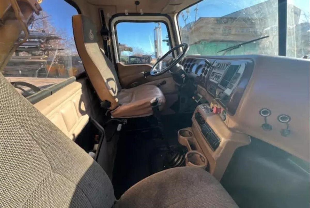 Used 2006 Palfinger PK19000 Mounted on 2006 Mack CH600