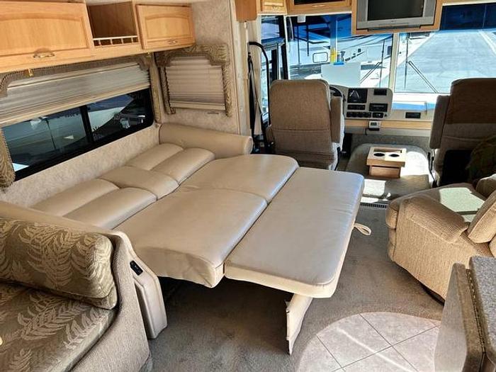 Used 2004 Itasca Suncruiser 35U