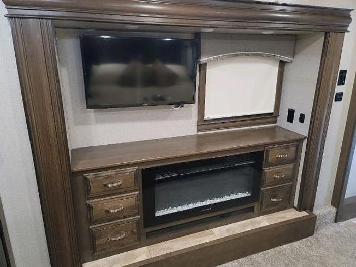 Used 2018 Forest River Riverstone 37IK