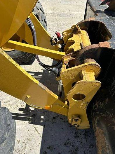 Used 2015 CATERPILLAR 930K Wheel Loader