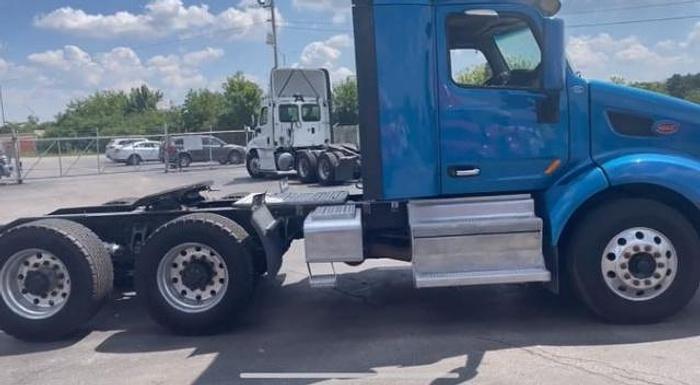 Used 2018 Peterbilt 579