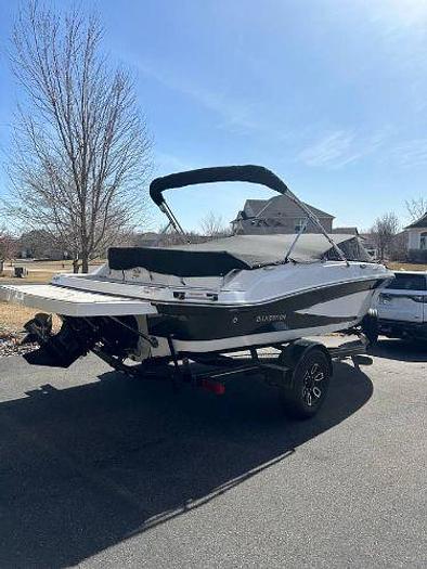 Used 2022 Glastron GX 195