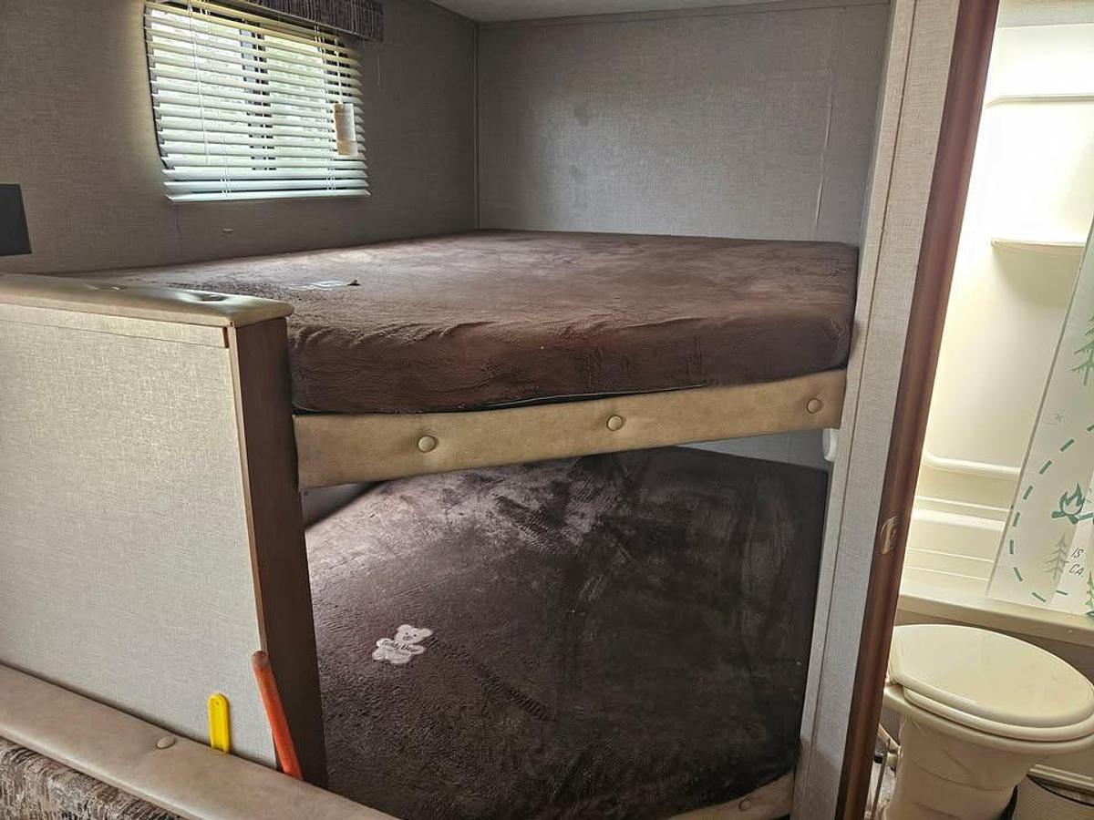 Used 2018 Keystone Hideout