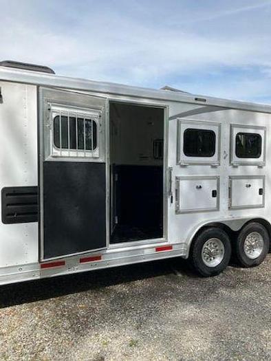 Used 2022 Lakota Colt 3 Horse Trailer