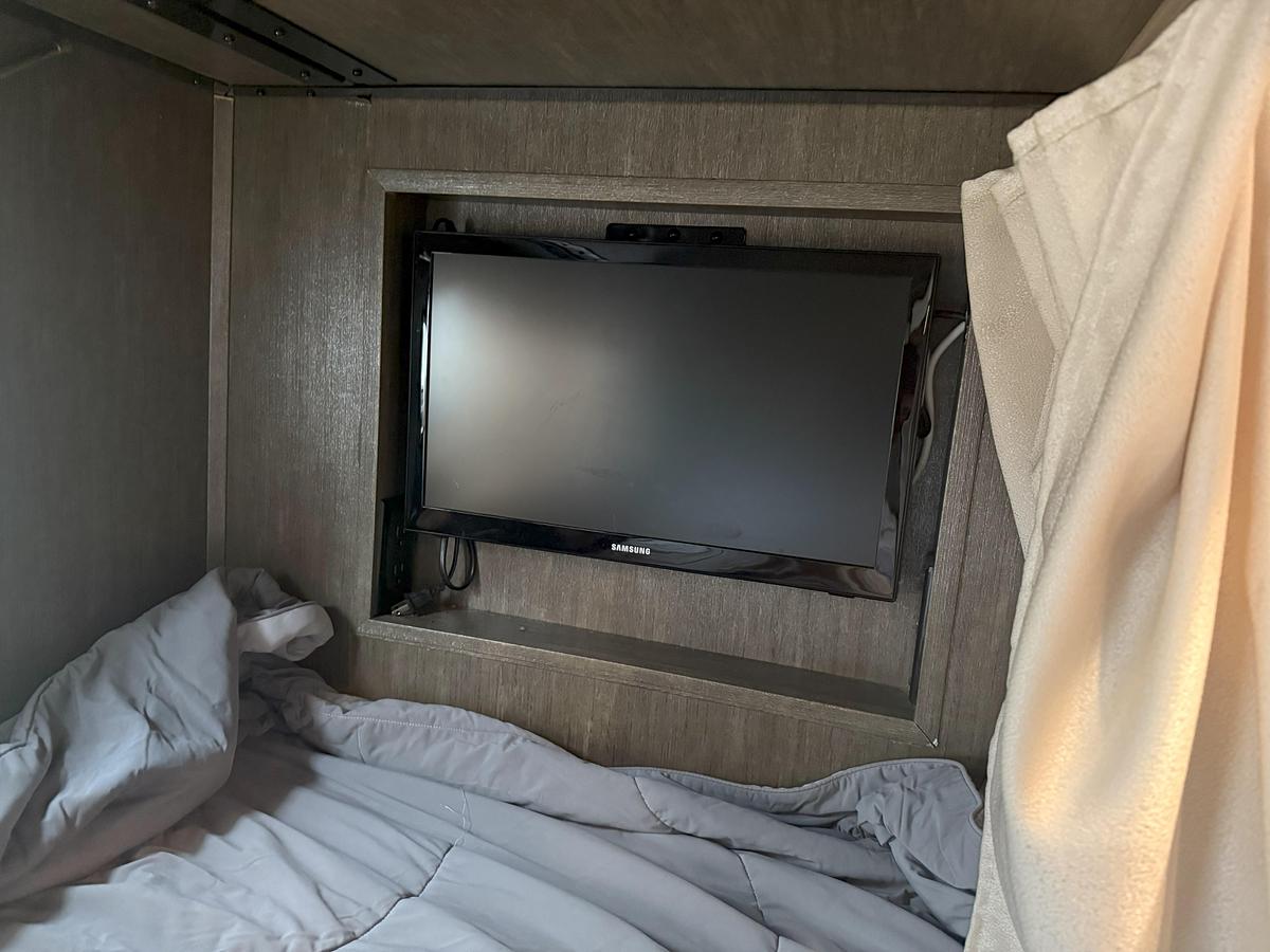 Used 2018 Forest River Berkshire XL 40C