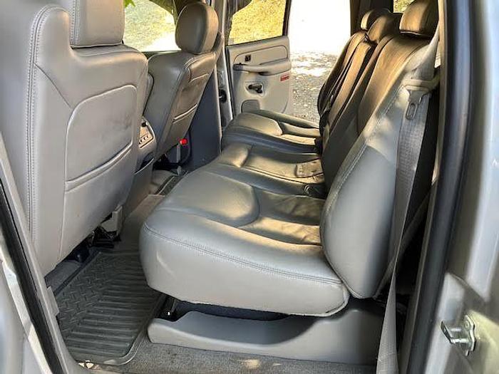 Used 2004 GMC Sierra 2500HD SLT