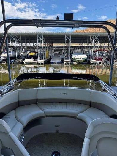 Used 2005 Four Winns Funship 214