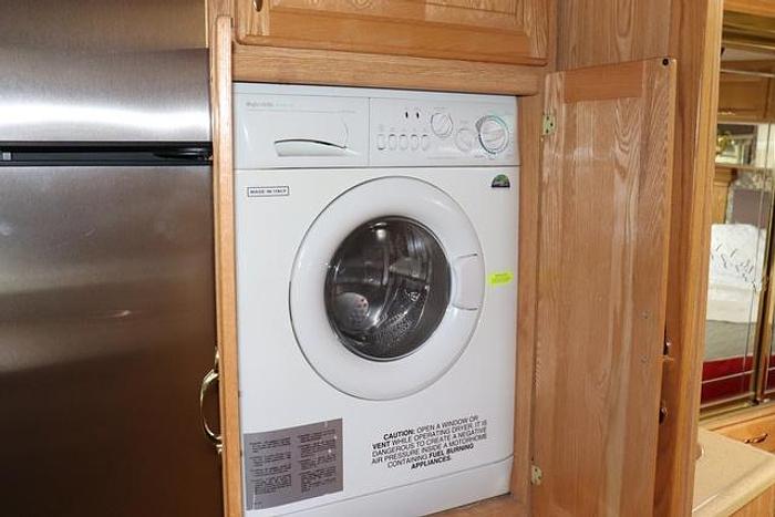 Used 2005 Alfa See Ya 40FD