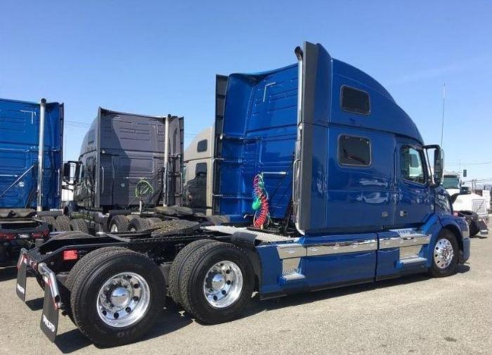 Used 2016 Volvo VNL42T780