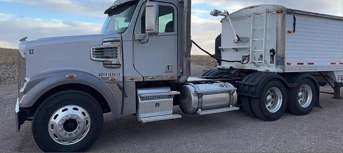 Used 2012 Freightliner Coronado 122 SD