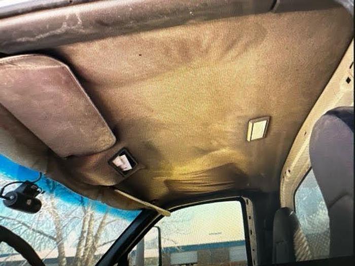 Used 2002 Chevrolet 6500