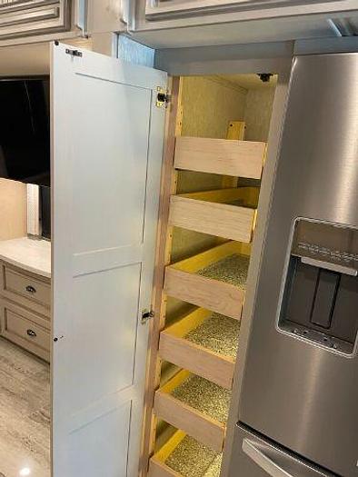 Used 2022 Newmar Dutch Star 4369