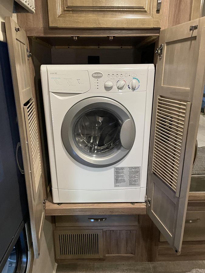 Used 2019 Jayco Seneca 37TS Class C Motorhome