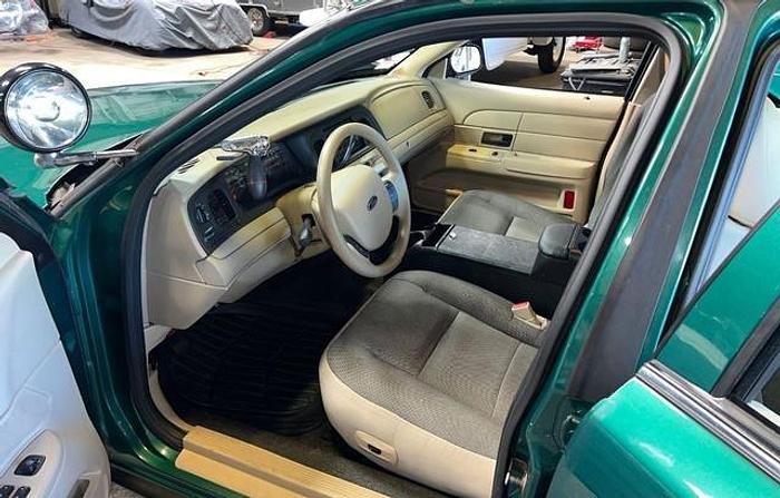 Used 2008 Ford Crown Victoria Police Interceptor