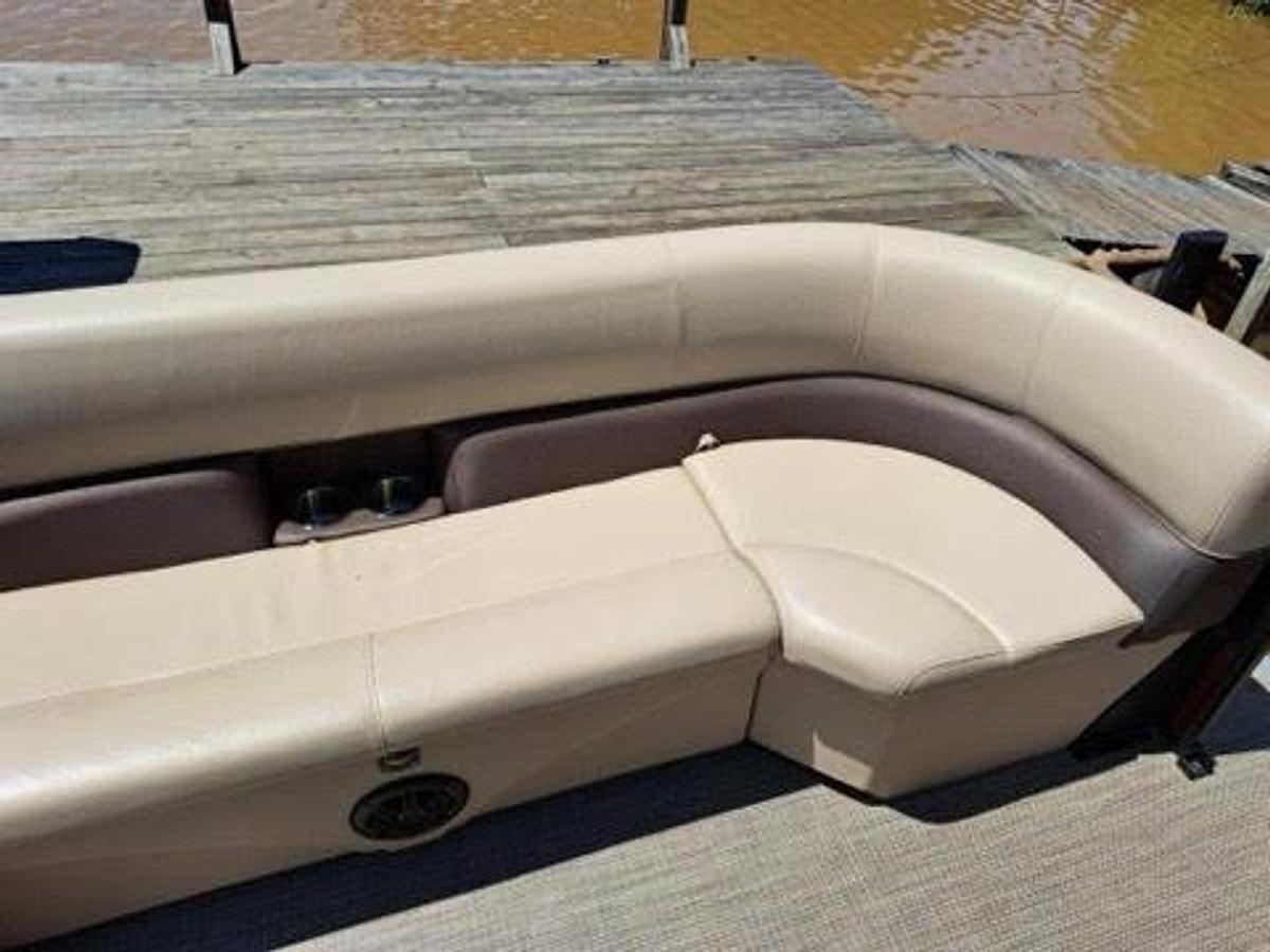 Used 2023 Bentley 24' Pontoon