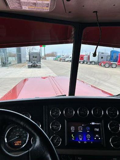 Used 2019 Peterbilt 389