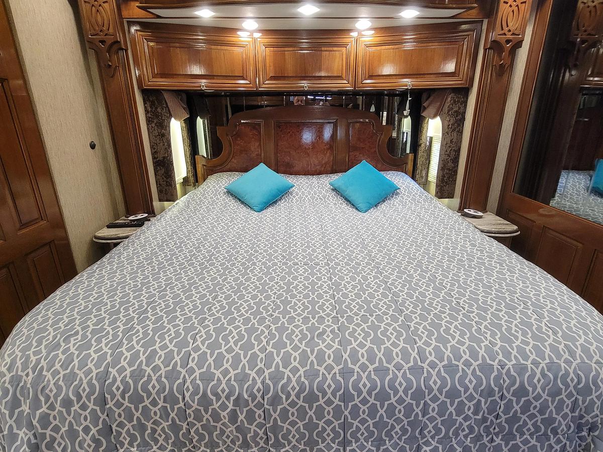 Used 2016 Newmar Essex 4565 Class A Motorhome