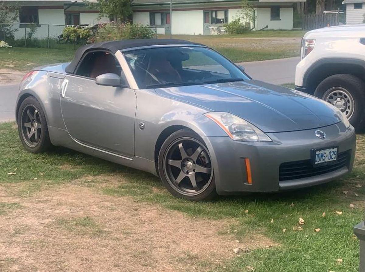 Used 2004 Nissan 350Z Roadster Convertible