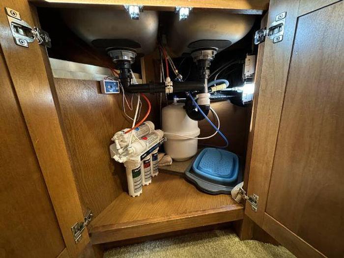 Used 2015 Tiffin Motorhomes Allegro Red 33AA