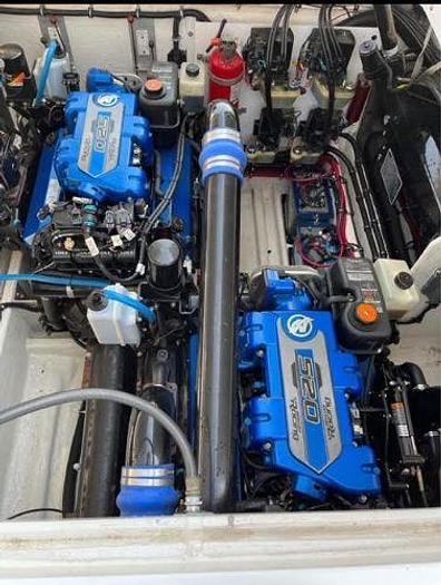 Used 2001 Fountain Lighting Powerboat with Trailer