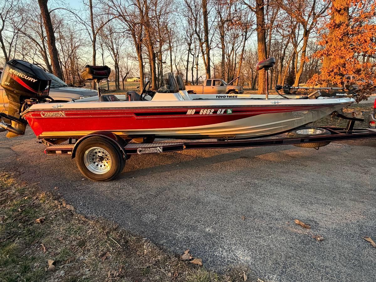 Used 1994 Champion Elite 191