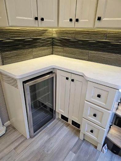 Used 2022 Vanleigh Beacon 39GBB