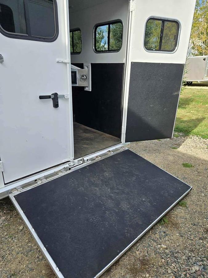 Used 2024 Trails West Sierra