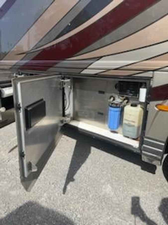 Used 2010 American Coach American Heritage 45bt