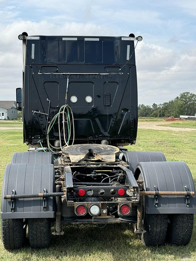 Used 2022 International HX520