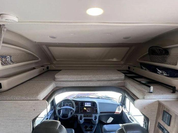 Used 2021 Jayco Seneca 37K