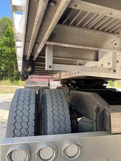 Used 2006 Peterbilt 379