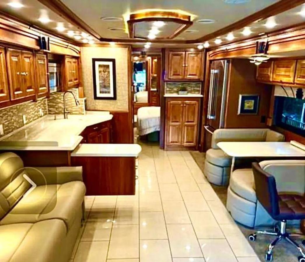 Used 2015 Tiffin Phaeton 40QTH