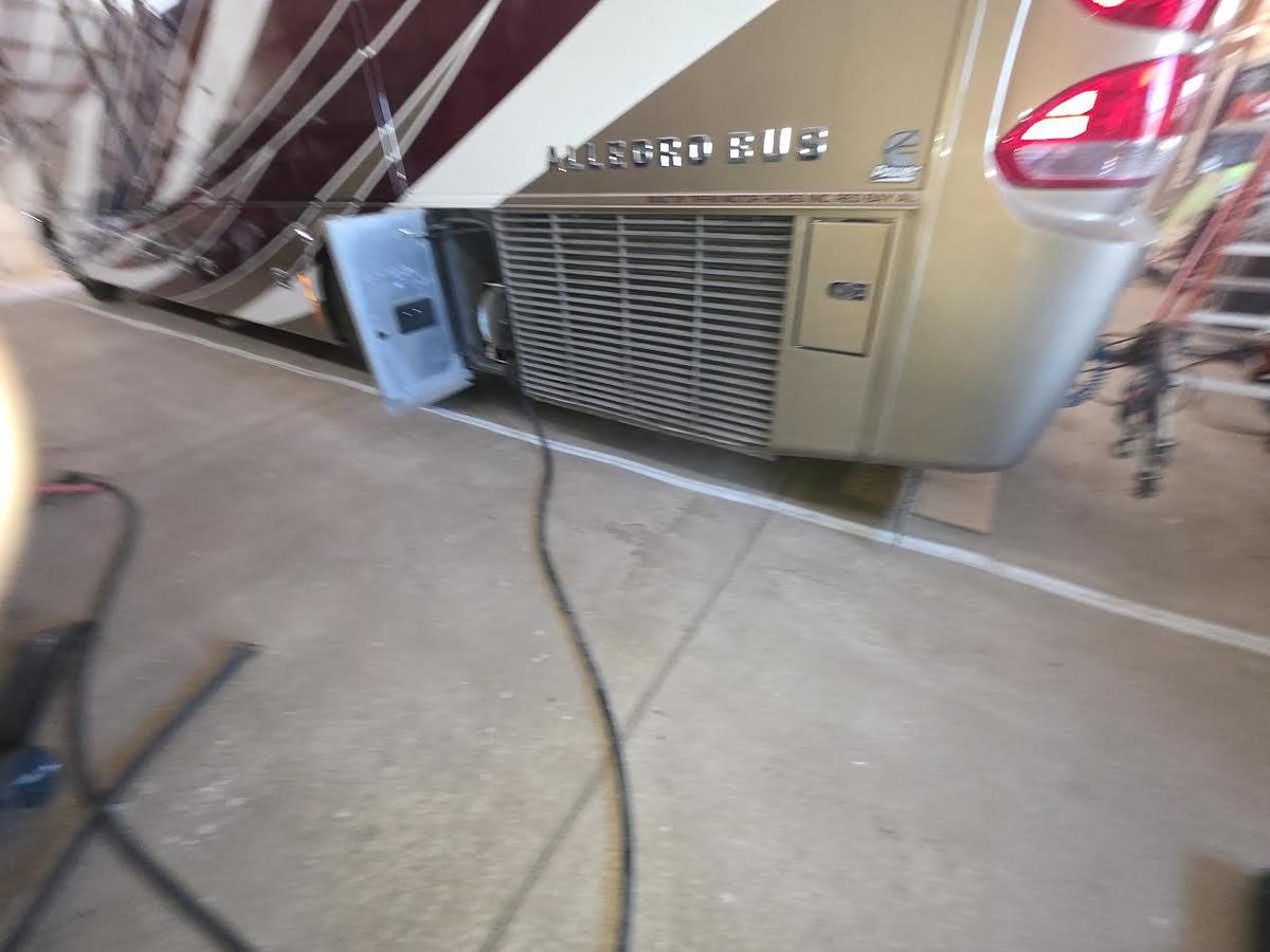 Used 2016 Tiffin Motorhomes Allegro Bus 40SP