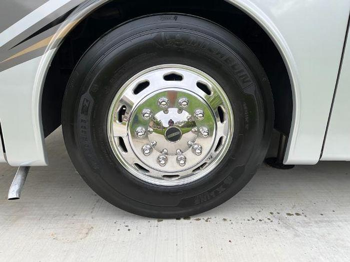 Used 2019 Thor Motor Coach Aria 4000