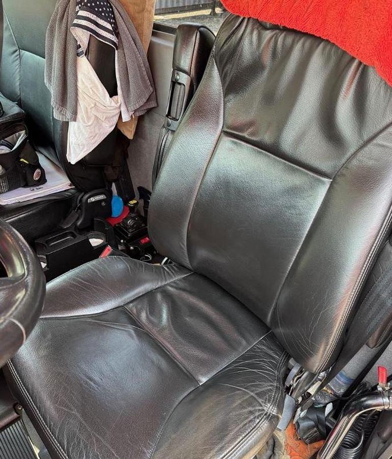 Used 2023 Peterbilt 389 Day Cab Semi Truck