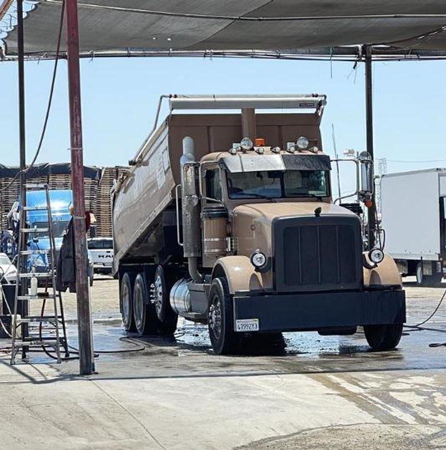 Used 2018 Peterbilt 367